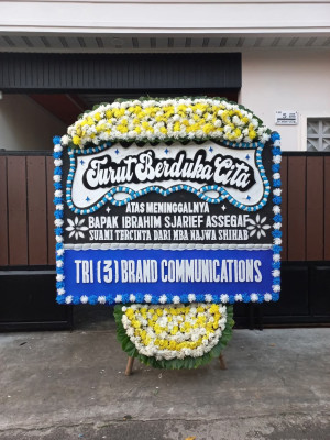 Papan Bunga Duka di Tanjung Manis